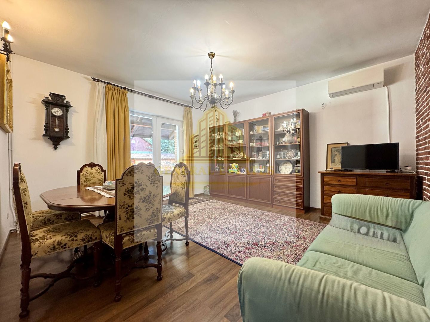 Vânzare Casă  D+P+E - 230 m.p. - Bucium - Poză 6