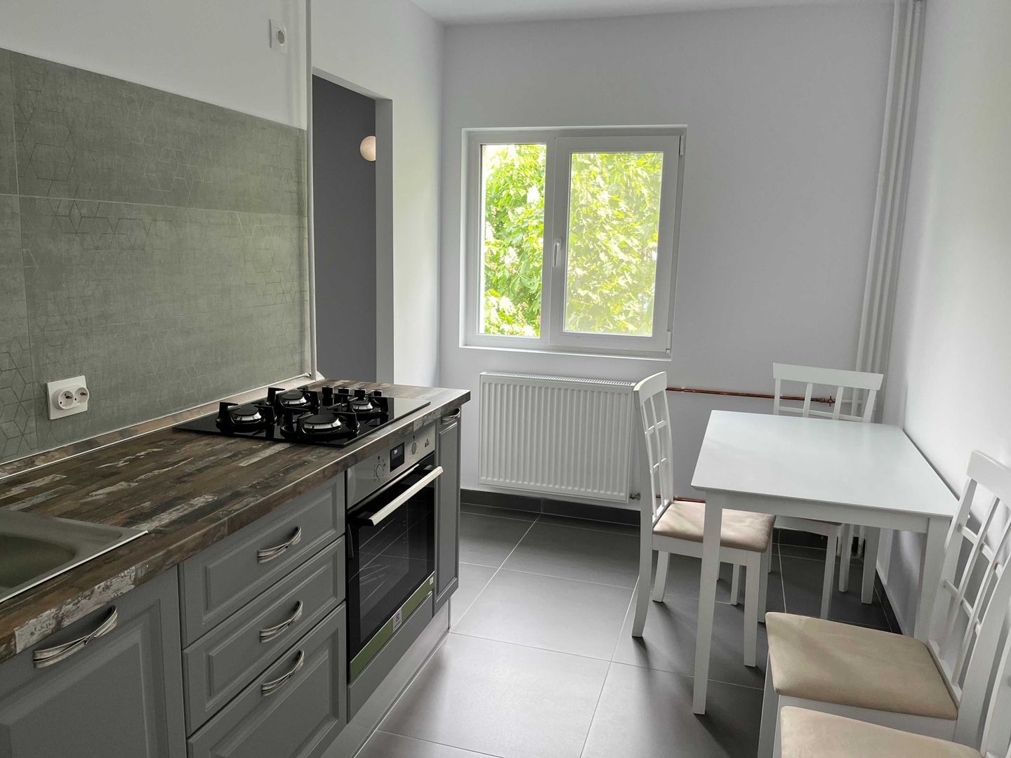 Aviatiei Promenada - Poză 1