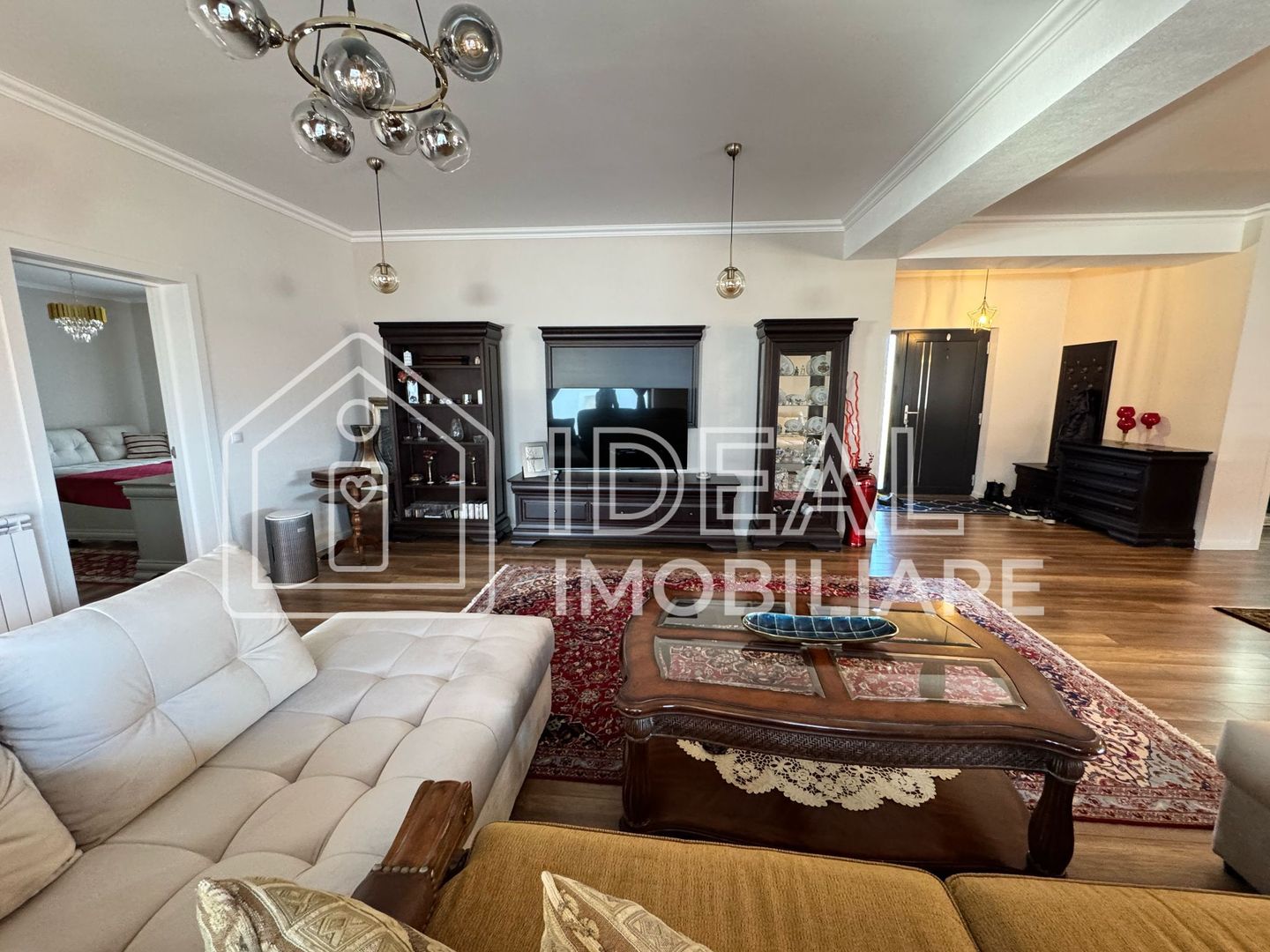 Casă modernă de vânzare în Tocile, Sibiu – 240 mpu si 600 mp de teren - Poză 10