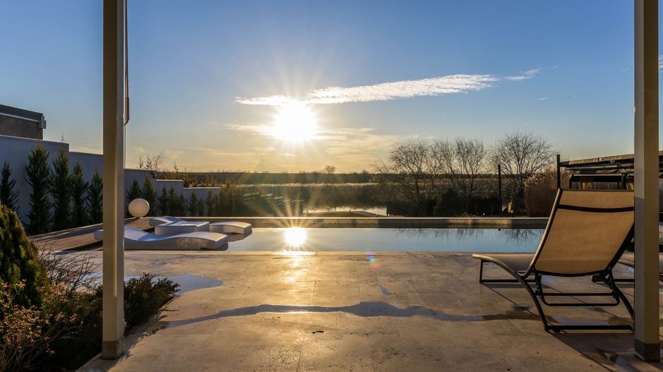 Vila Escapada | Piscină & Garaj pentru Barcă - Poză 3