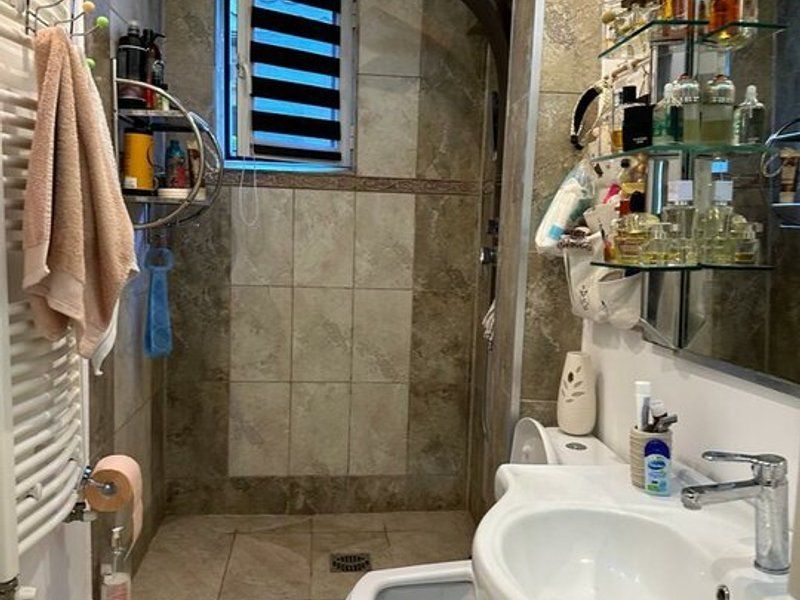 Vila D+P+1E, mobilata si utilata,  zona Spitalul militar - Poză 11