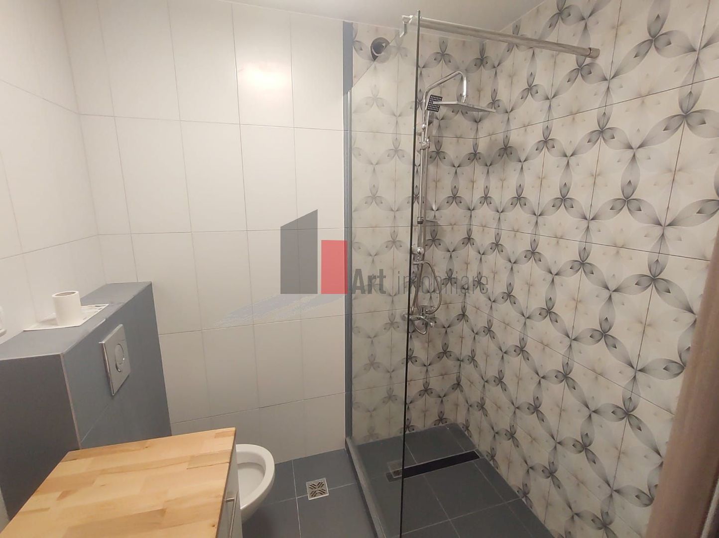 Vânzare apartament 3 camere Piața Reșița - Poză 1