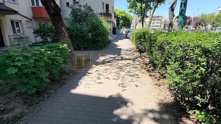 2 camere| vis a vis de Spitalul Judetean| centrala proprie| - Poză 9