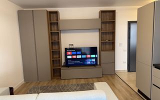 Apartament 2 camere de închiriat Apărătorii Patriei Centrală proprie - Poză 4