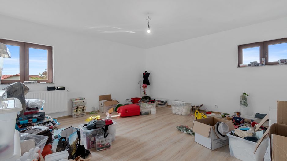 Snagov, Vilă elegantă, P+1+Pod, lot teren 500 mp, comision 0% - Poză 16