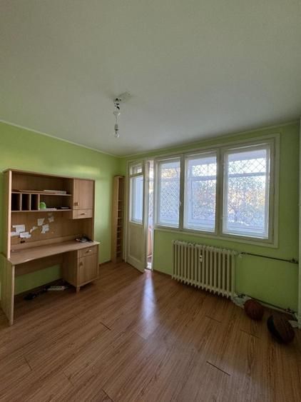 De vânzare: apartament 4 camere Apusului - Poză 5