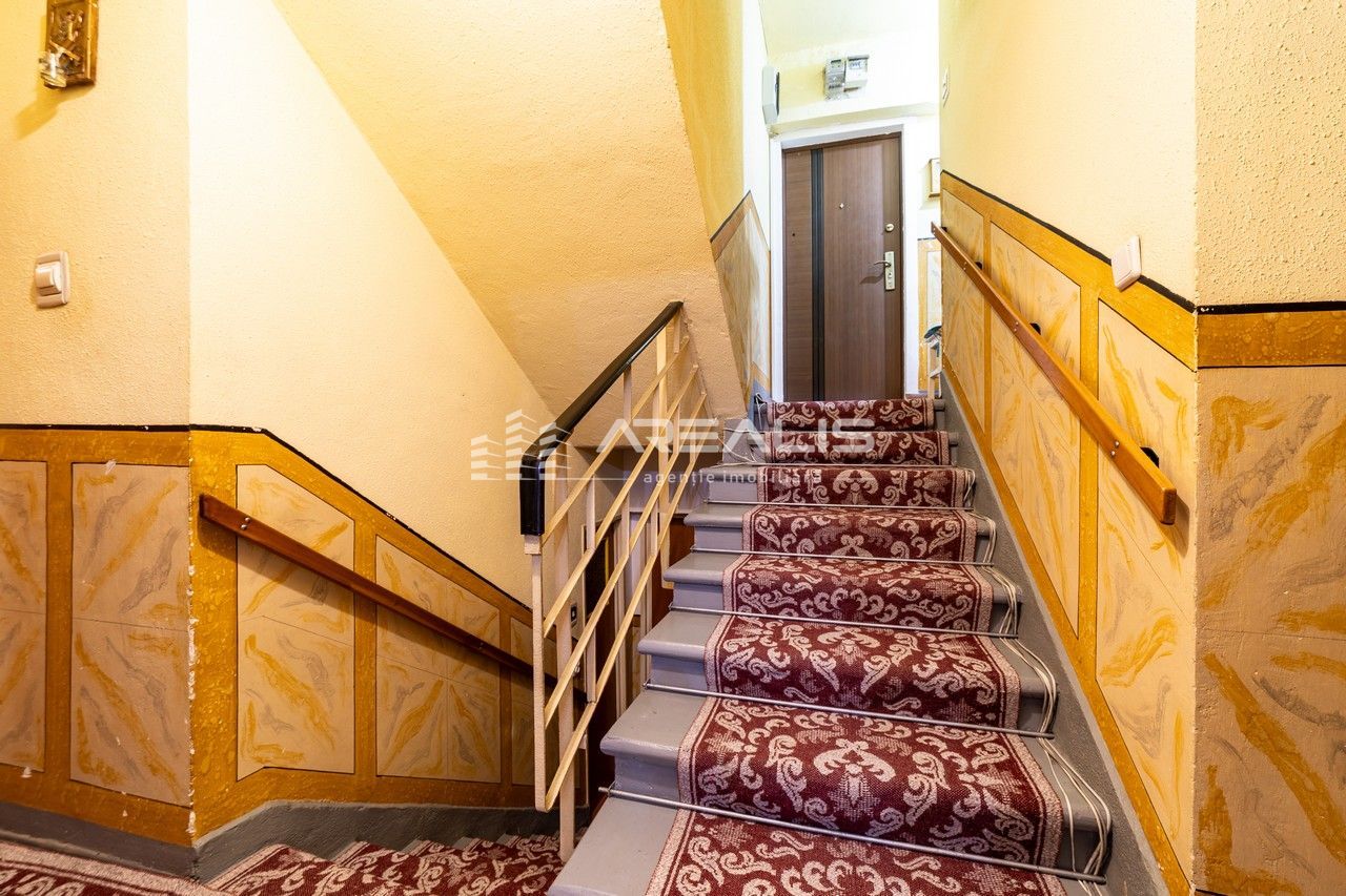 VÂNDUT!!! Apartament spațios cu 3 camere, zona Polivalentă - Poză 9