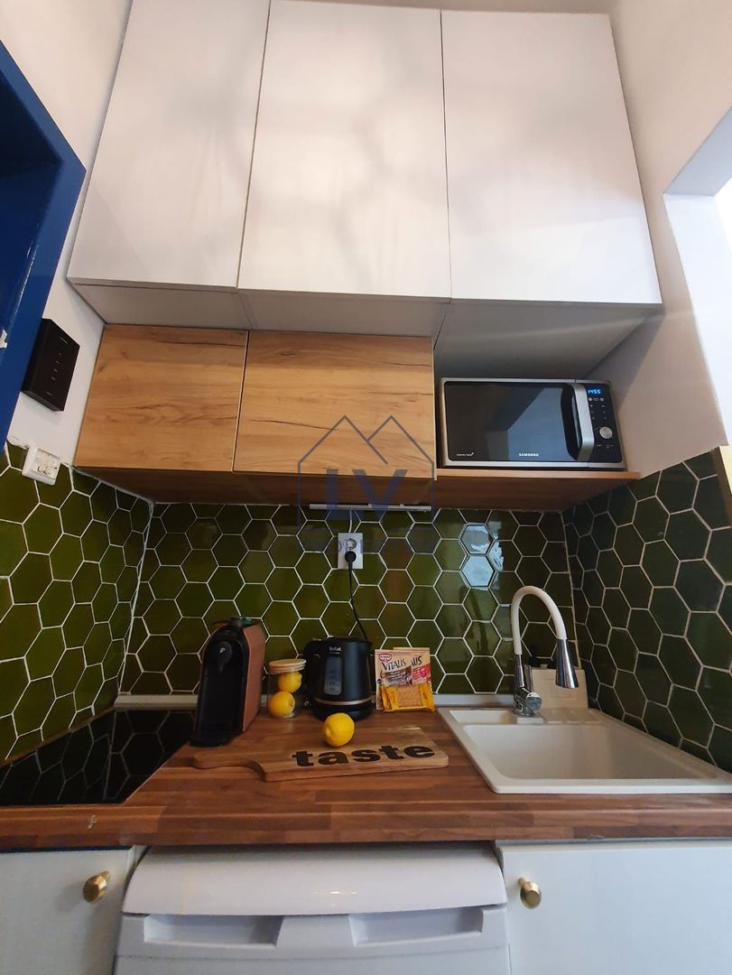 Ultracentral Moxa Victoriei Airbnb 3 garsoniere - Poză 4