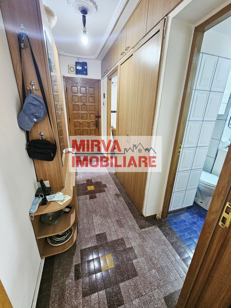 Vanzare apartament 2 camere, mobilat si utilat, zona Vest - Poză 13