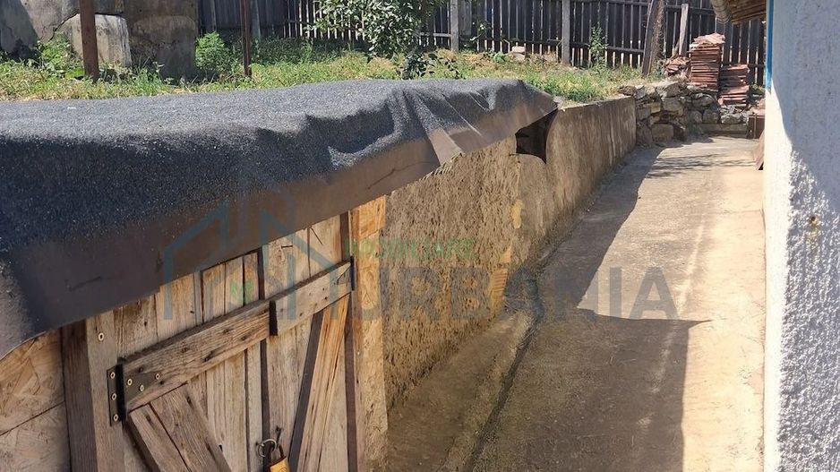 Casă locuibilă pe teren de 1.000 mp în Vânători-Popricani, la 8 km de Iași - Poză 8