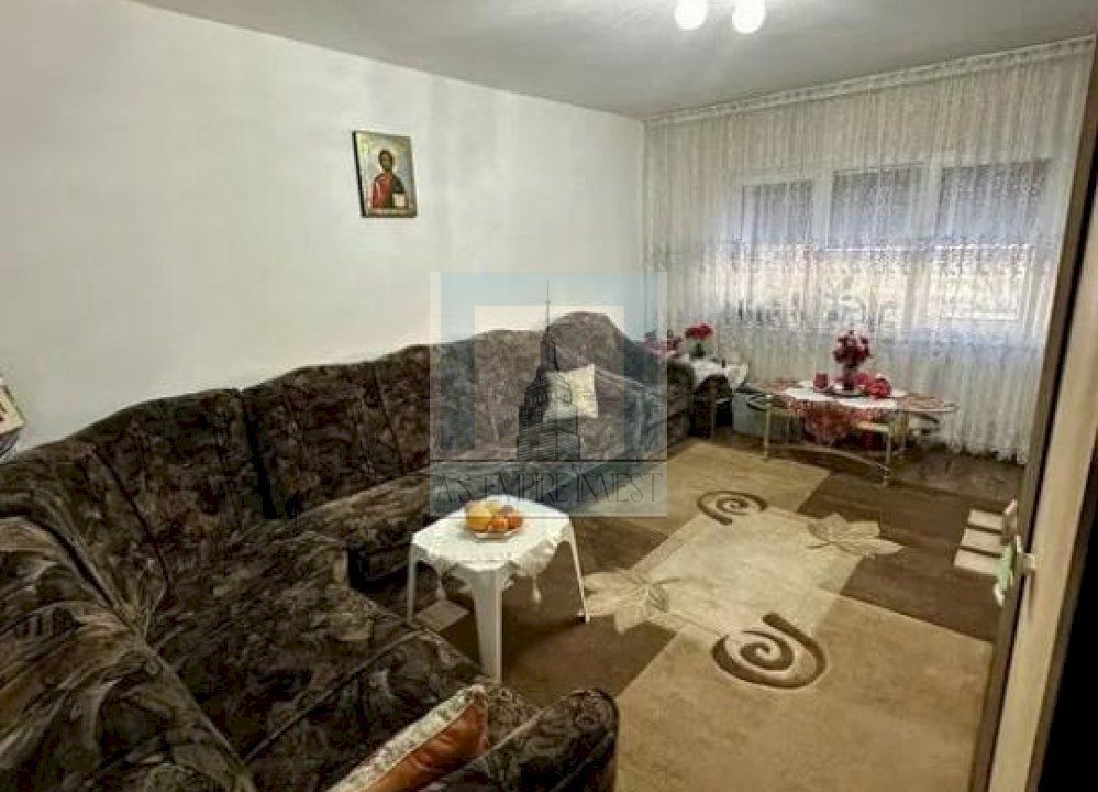 Ap 3 camere decomandat - zona Noua (ID:17899) - Poză 1