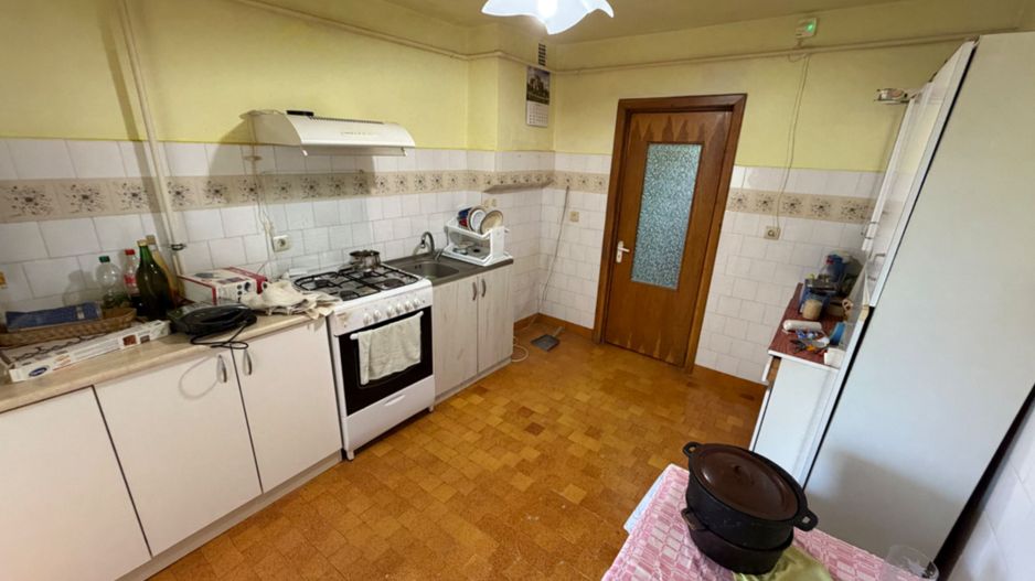 Apartament 3 camere, etaj 2 - Cugir - Poză 4