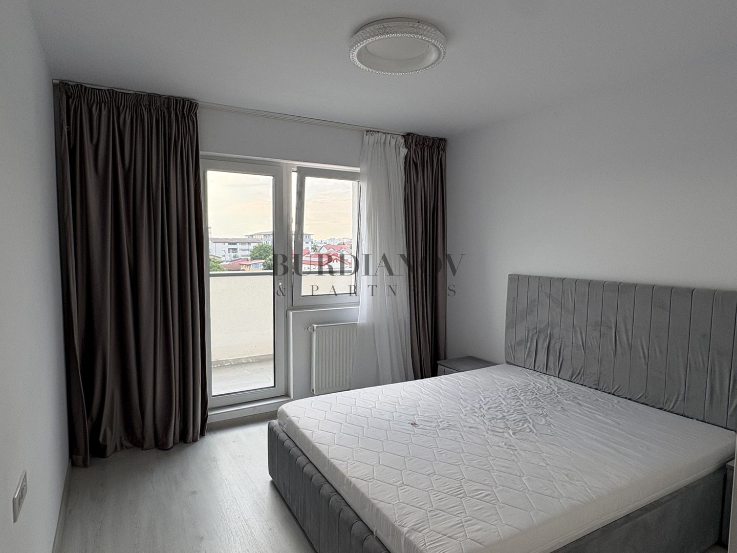Apartament cu 2 camere + Terasă și loc de parcare - Metrou 1 Decembrie - Poză 8