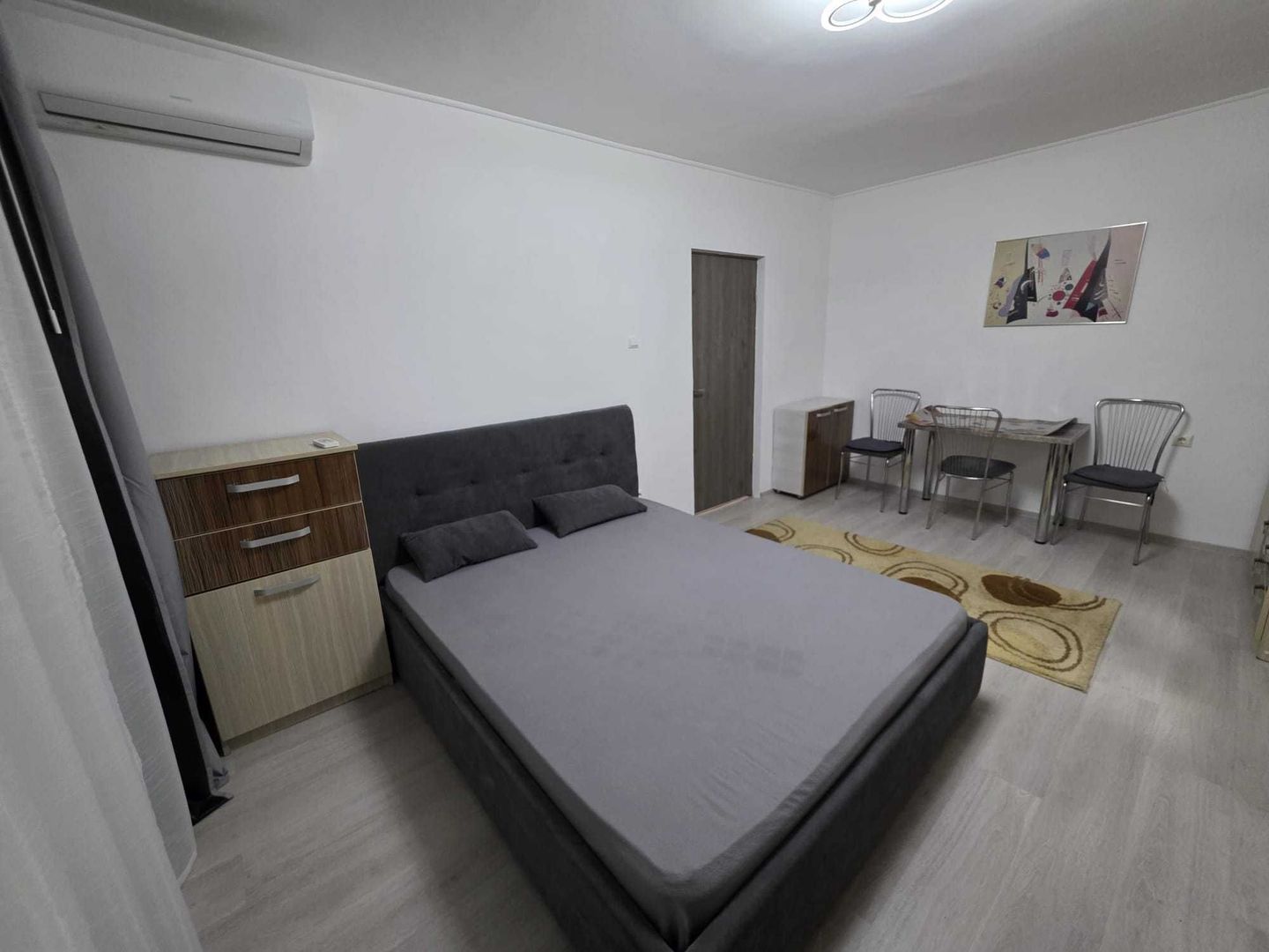 Închiriez garsonieră spațioasă, Auchan Vitan,  plan secund - Poză 2