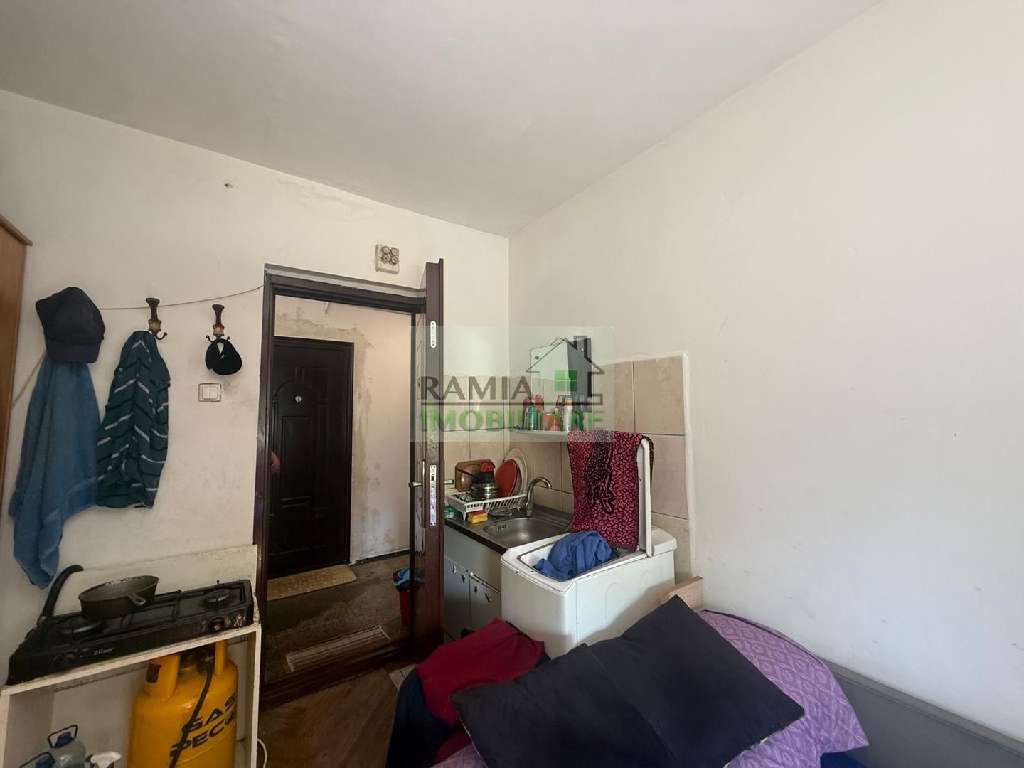 Cameră de Cămin | Aleea Violetelor | 10 mp | Bloc Izolat - Poză 5
