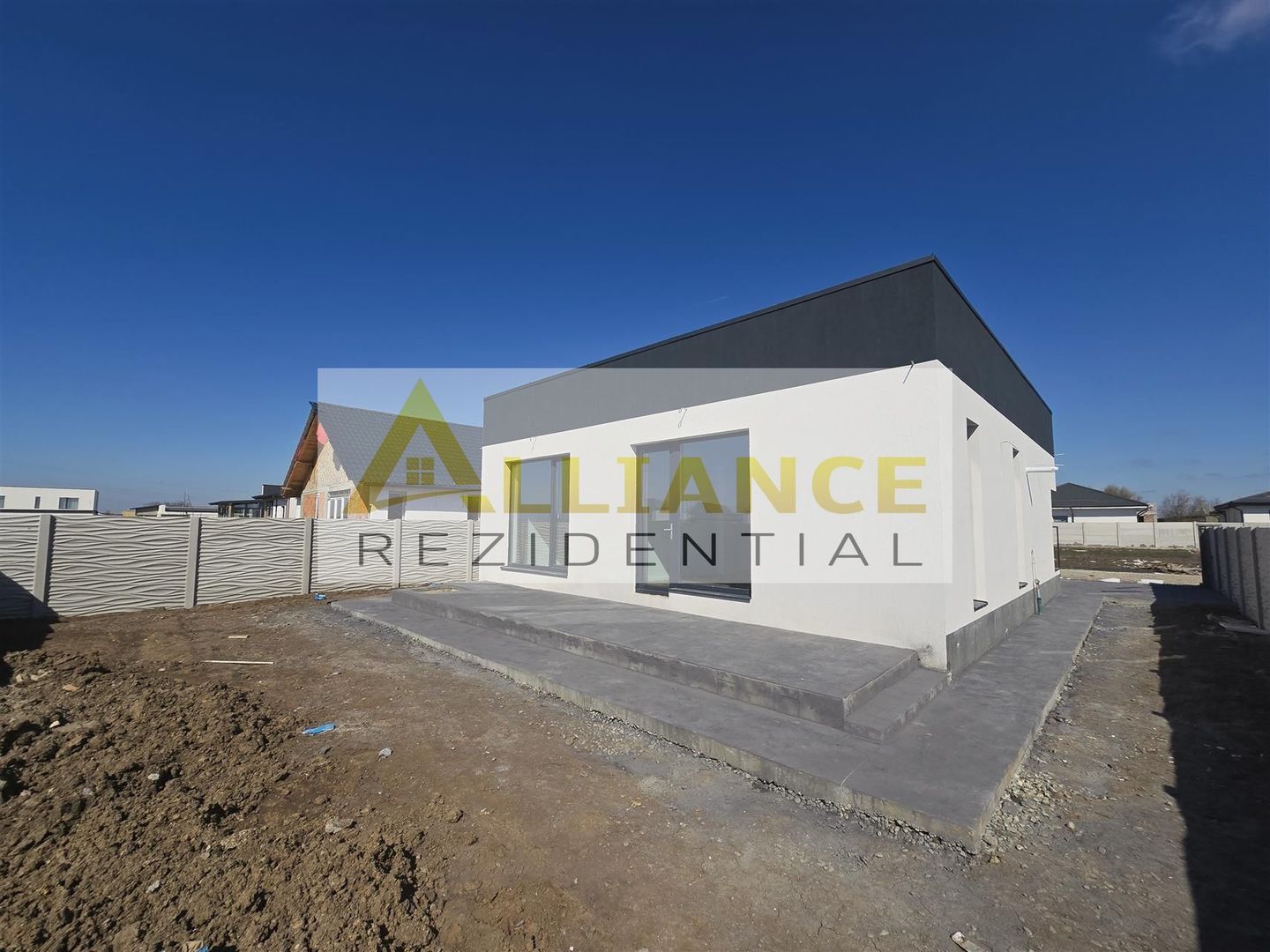 Casa individuala- 4 camere- 371mp teren- placa de beton - Poză 9
