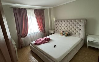De inchiriat apartament cu 3 camere, Str. Nae leonard, etaj 3, 500 E - Poză 1