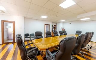 Cladire de birouri de vanzare. Comision 0% la cumparare - Poză 5