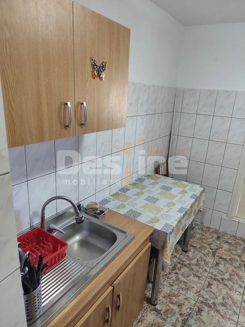 Apartament cu 2 camere de închiriat, zona Dacia, Constanța - Poză 4
