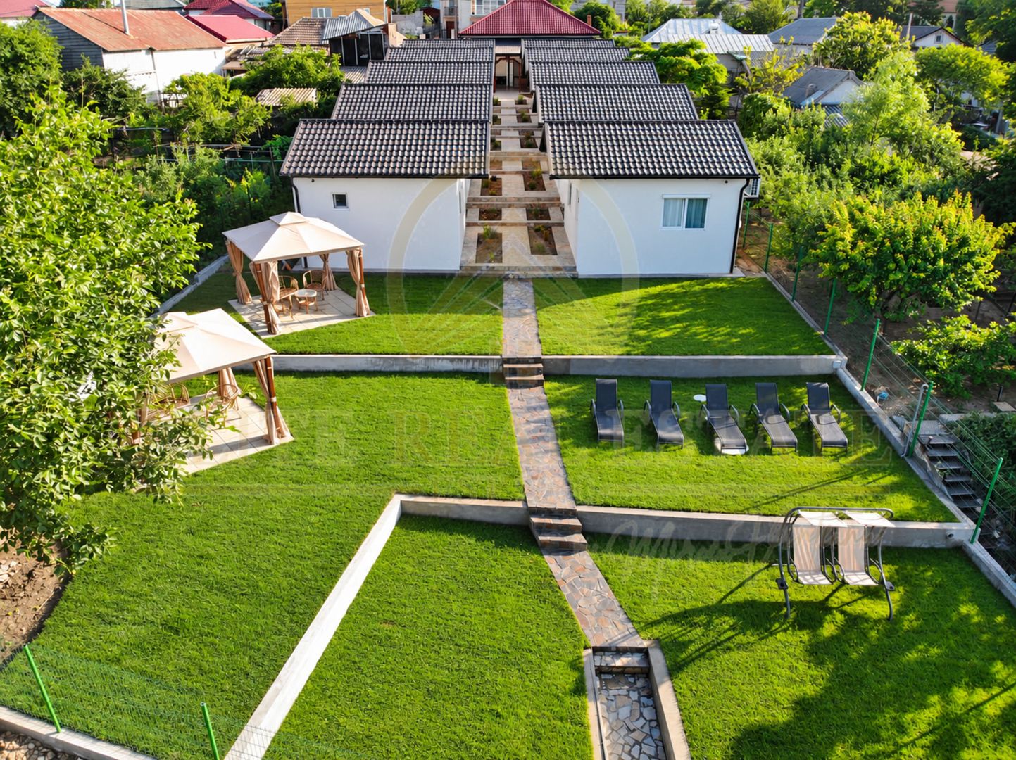 Afacere la cheie - Complex Turistic - Ponton Privat- Deschidere la Lac - Poză 5