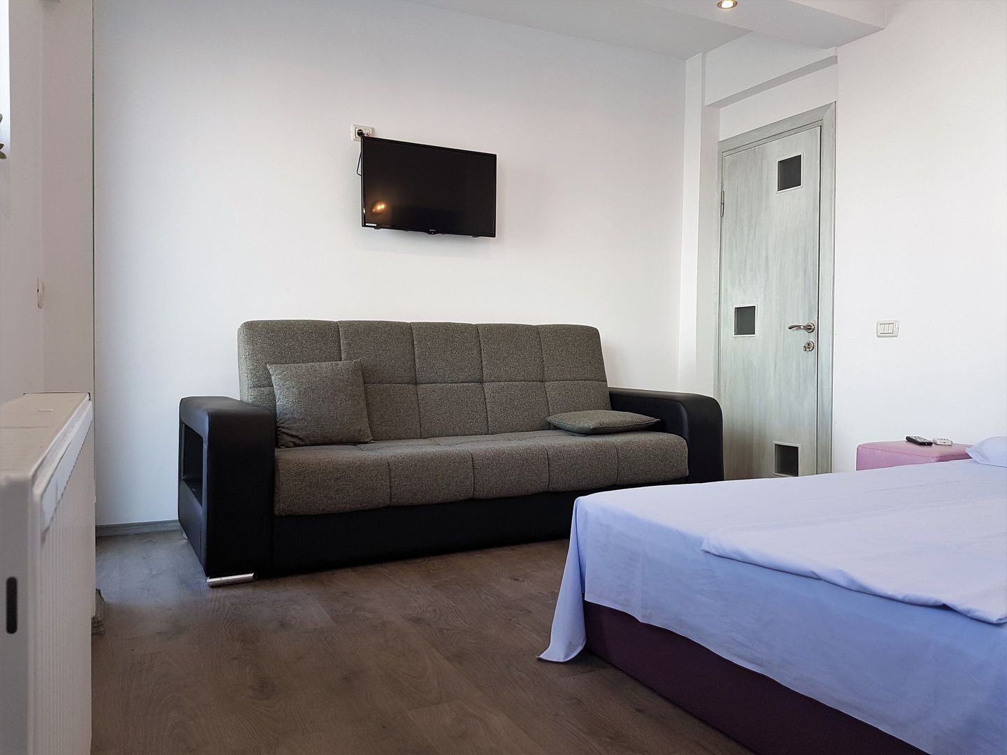 Faleza Nord | Apartament 2 camere, etaj 1, în vilă, centrală pe gaz - Poză 5