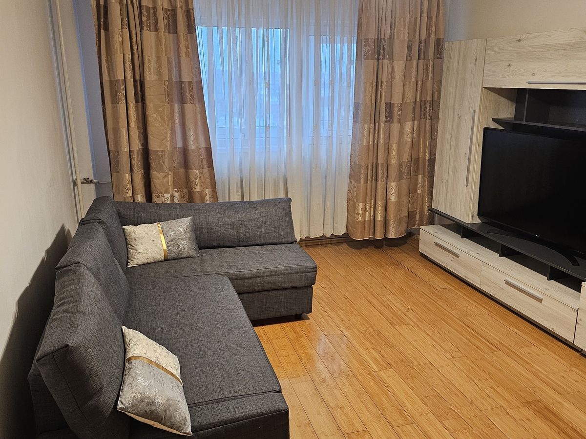 Apartament 3 camere Titan, pet friendly, 2 balcoane, mobilat modern - Poză 3
