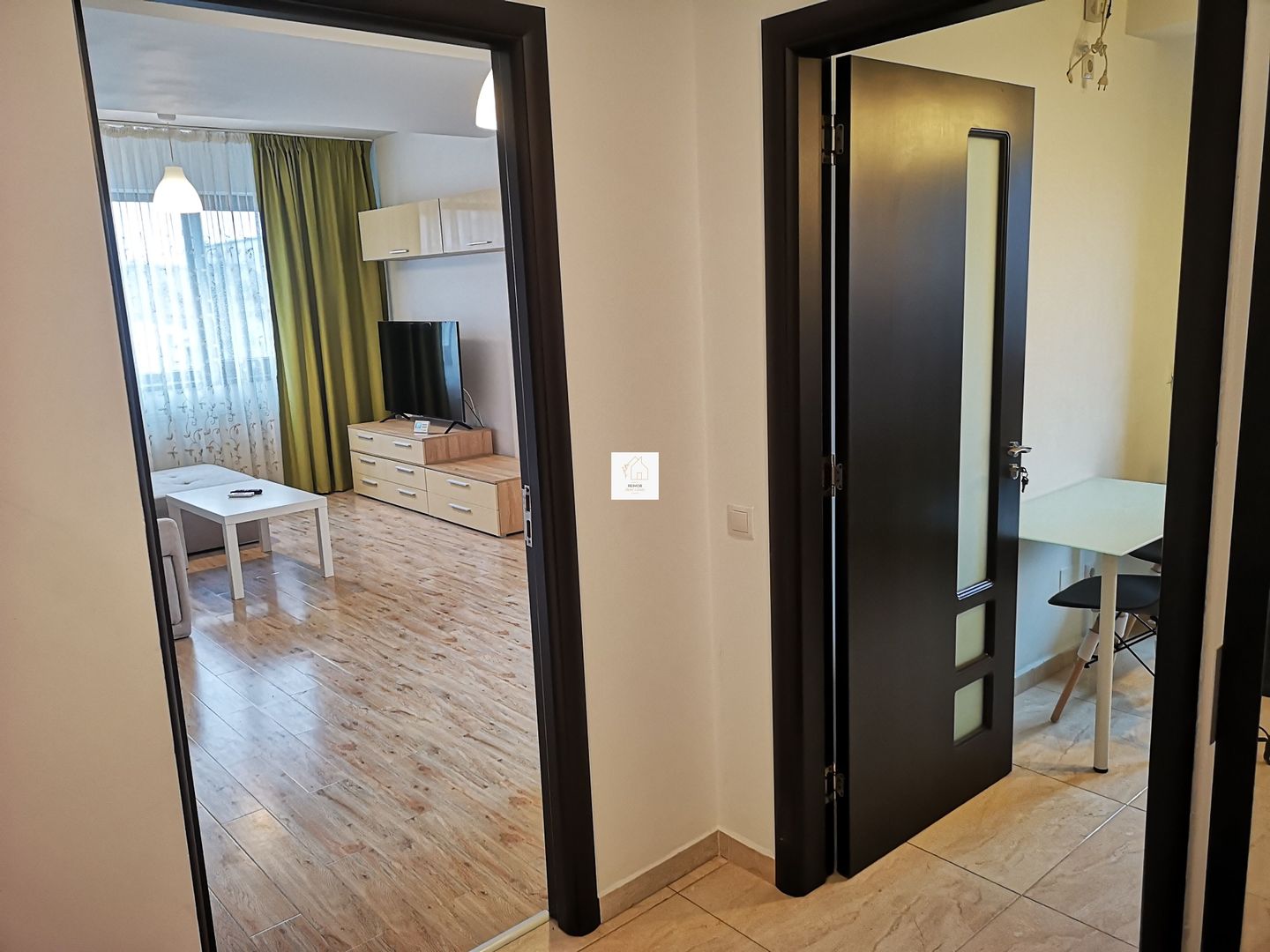 Apartament Crangasi Politehnica Grozavesti 4 minute metrou - Poză 2