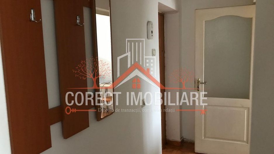 🏡Apartament cu 2 camere de inchiriat - Bulevardul Decebal - 1200 LEI - Poză 3