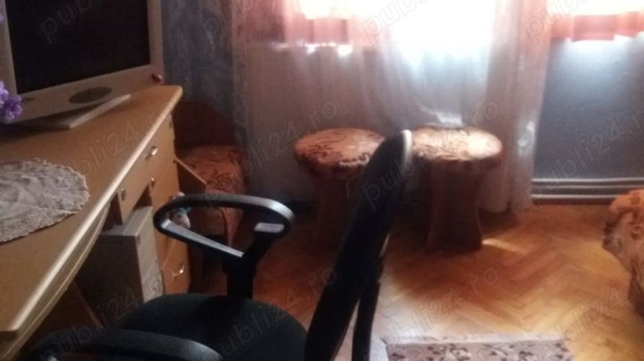 Apartament 4 camere de vanzare - Poză 6