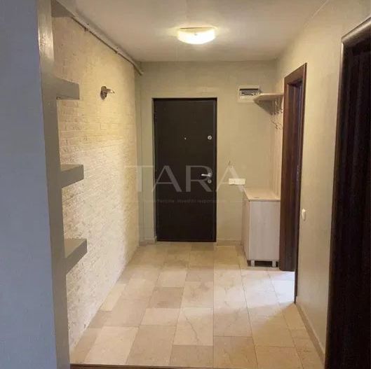 Apartament 2 camere si balcon, zonă liniștită. - Poză 3