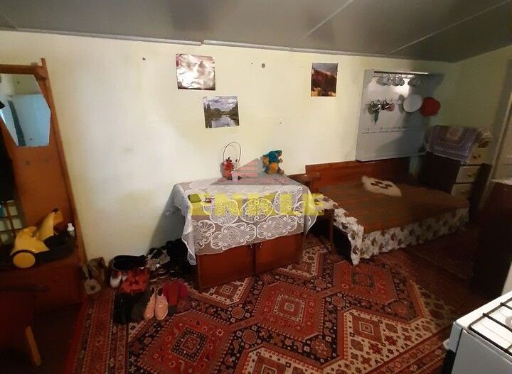 Casa 3 camere + dependinte (bucatarie de vara/magazie) + teren 1400 mp, Str.Zimbrului - Poză 5