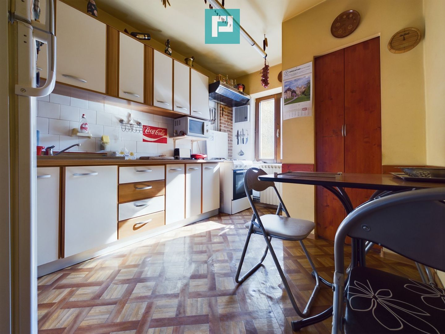 Apartament 4 camere Zona 300 - Poză 4