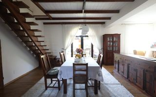 Casa 4 camere, de vanzare 138 mp utili - Poză 3