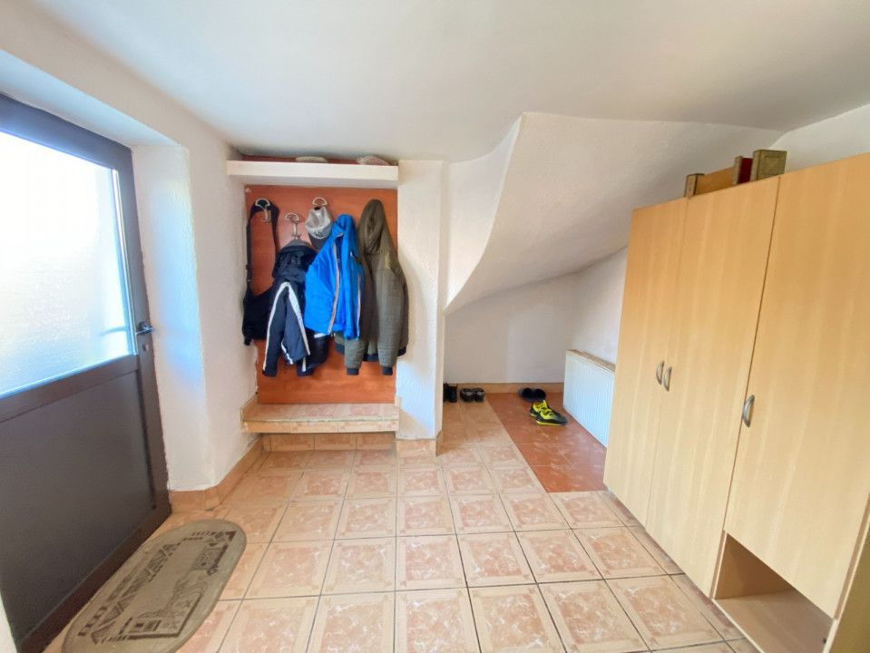 Casa individuala + atelier auto - Str. Litovoi Voda, Sibiu - Poză 7
