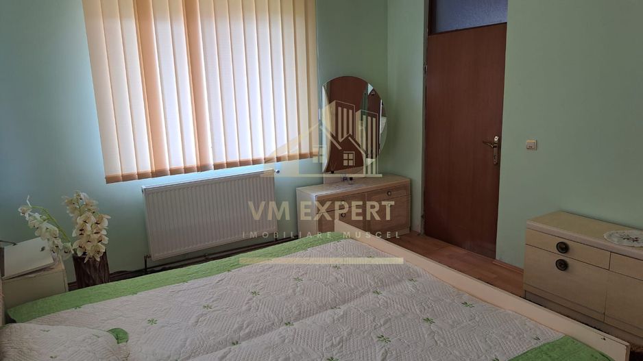VILA 8 CAMERE, TEREN 1500 MP, BUGHEA DE SUS, ARGES - Poză 4