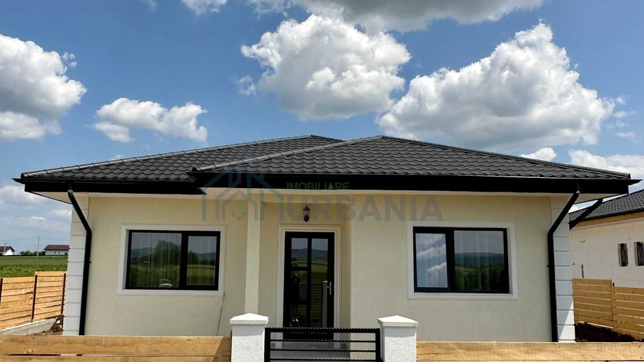 Casa 4 Camere/2 bai, Incalzire Pardoseala, Miroslava-Vorovesti, 420mp - Poză 1