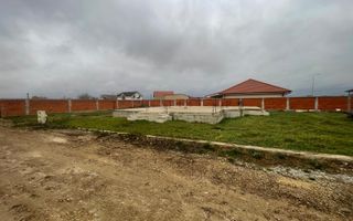 Teren intravilan, fundatie proiect casa, gard si utilitati-Zona Cheriu - Poză 5