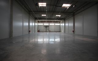 Spațiu industrial de 1.250  mp de închiriat - Poză 3