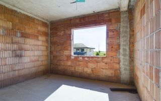 Duplex în Moșnița Nouă, în spate la Castel - Poză 21