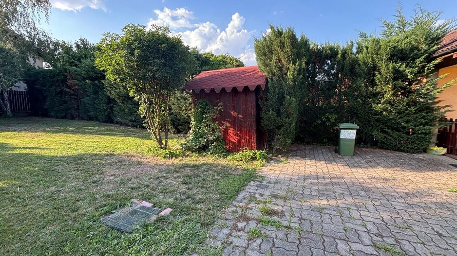 Vila deosebita aproape de padure - Poză 37