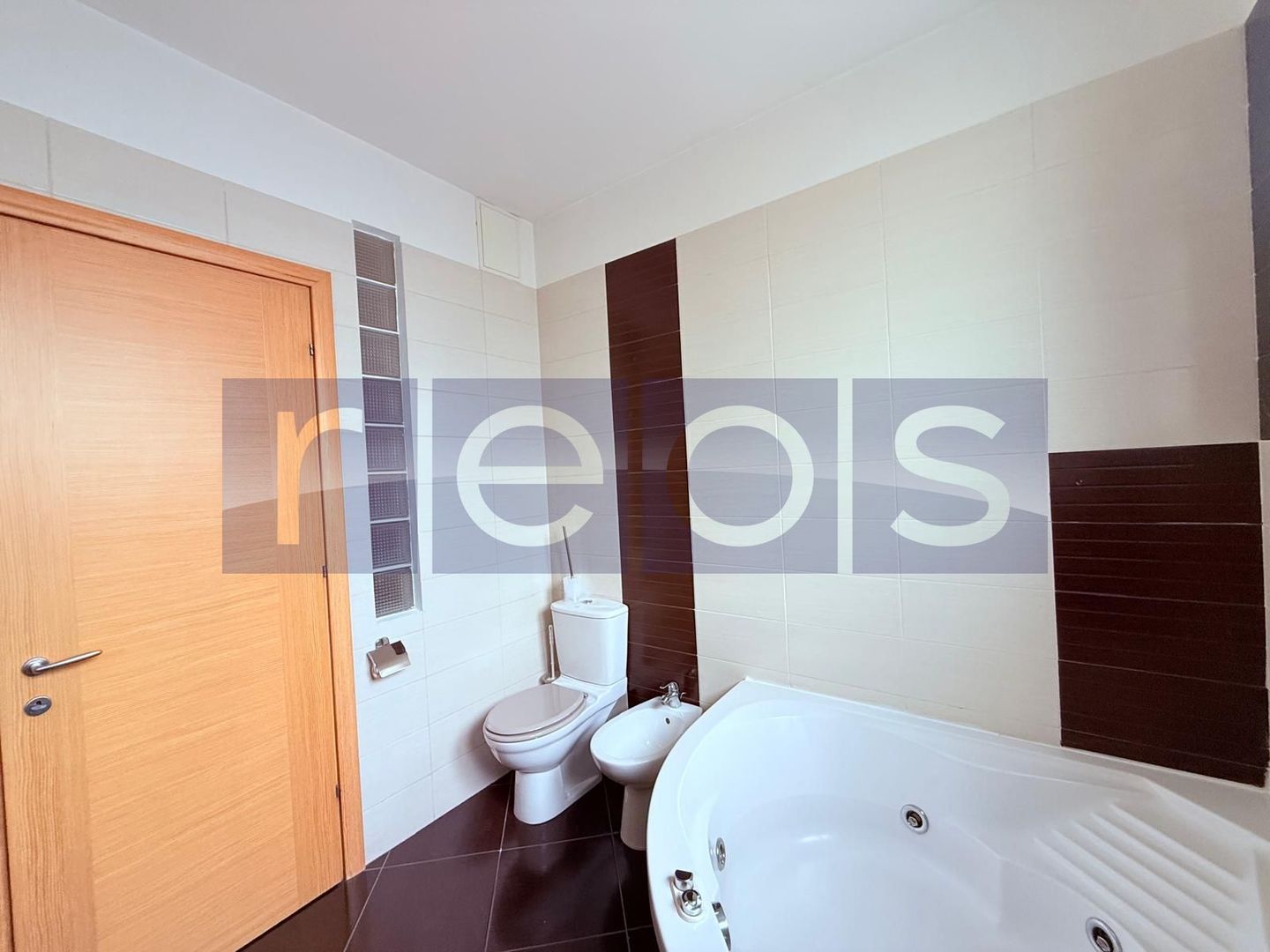 HERASTRAU | INCHIRIERE 4 CAMERE | MOBILAT-UTILAT LUX | PARCARE | 200MP - Poză 32