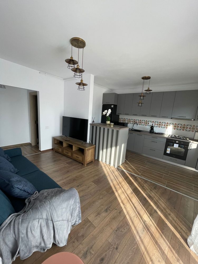 Apartament 2 camere inchiriere Grand Arena / Brancoveanu - Poză 1