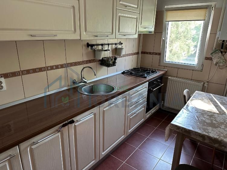 Apartament 2 camere 56mp, decomandat, et.1, CUG, la bulevard - Poză 4