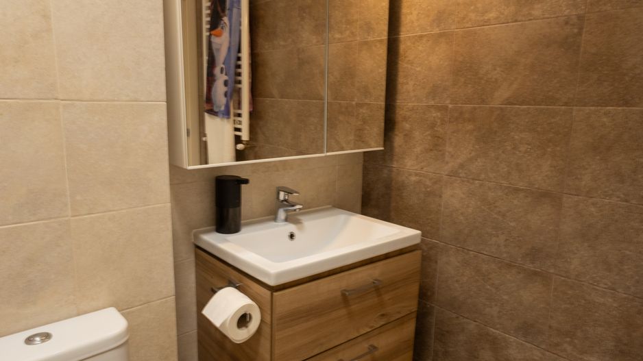 Apartament 3 camere, 71 mp | 2 băi | 2 locuri de parcare subterane | - Poză 9