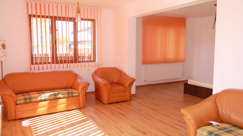 Vila mobilata si teren 1200mpBrasov-Harman - Poză 6