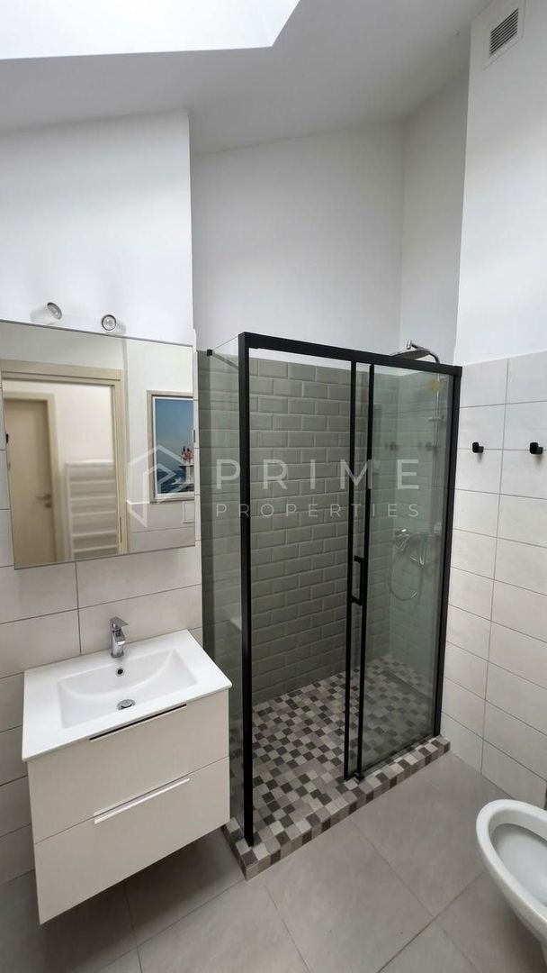 Apartament 2 camere si 2 bai Deosebit , Complet Renovat-zona Centrala - Poză 6