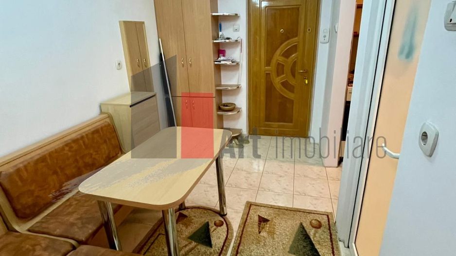 Garsoniera Pajura Spatioasa - Poză 4