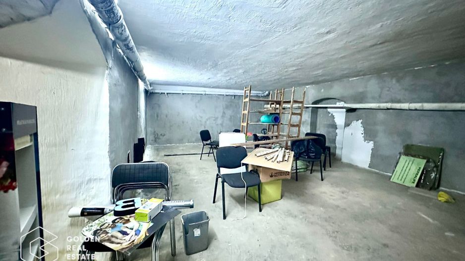 Boxa 67 mp utili, în zona Podgoria - Poză 3