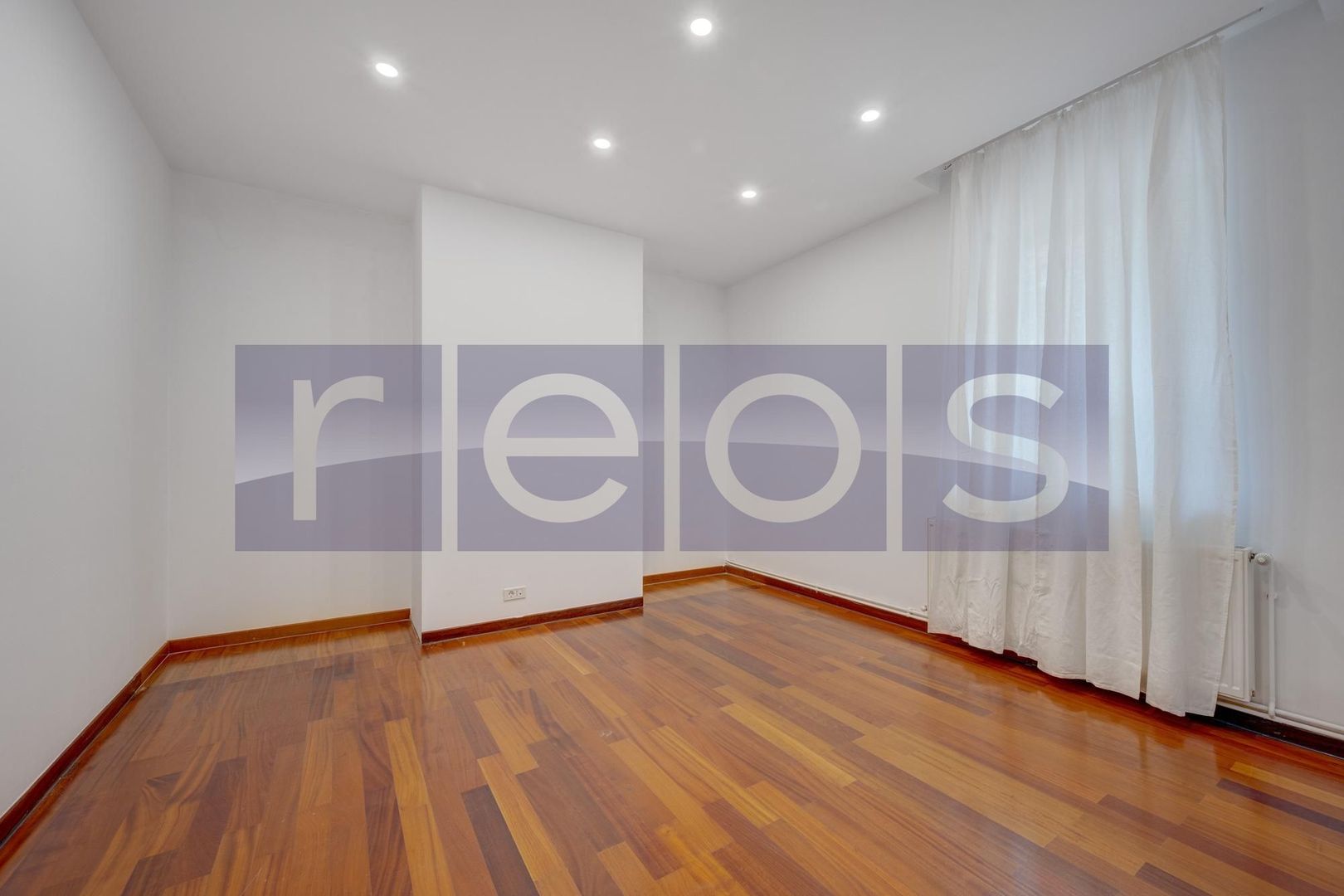 VANZARE APARTAMENT DEOSEBIT PARCUL BORDEI 160MP | 4 CAMERE | PARCARE | - Poză 8