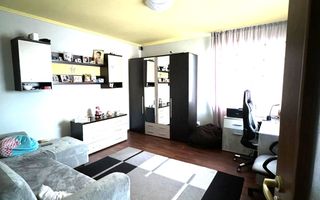 Casă / Vilă cu 5 camere de vânzare în zona Someseni - Poză 4